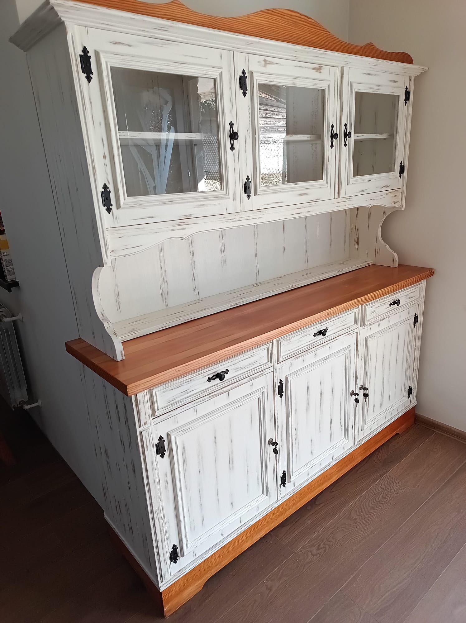 Renowacja mebli i antyków